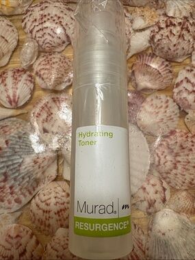 Murad Resurgence Hydrating Toner — White/Green